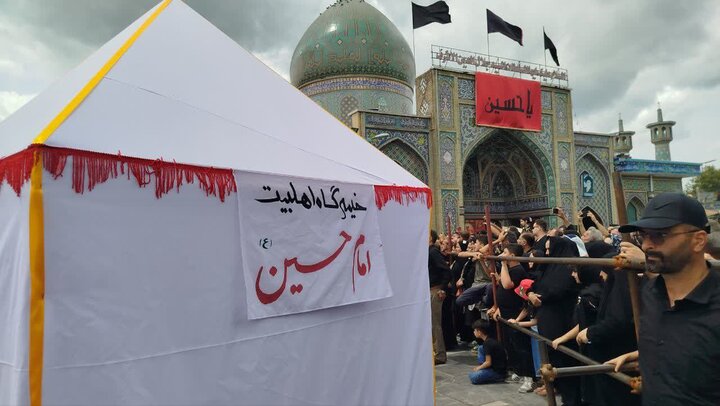 آیین خیمه سوزان خیام حسینی در حرم آقا سید جلال الدین آستانه اشرفیه