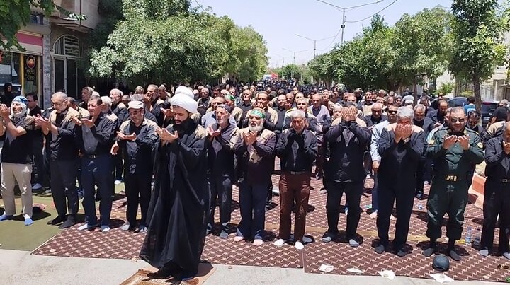 اقامه نماز ظهر عاشورا در شهرهای مختلف لرستان