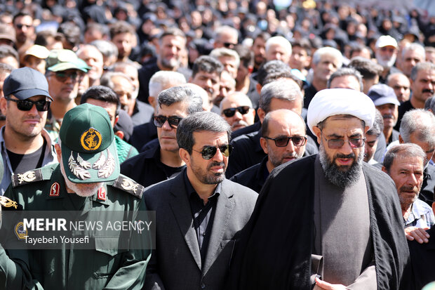 تشییع عاشورایی شهید «عباس حیدری» در همدان