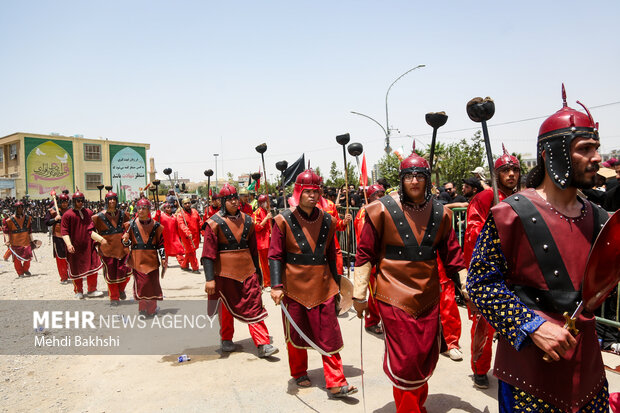 آیین خیمه‌سوزان عاشورا در هیئت خیام‌الحسین (ع) قم‎