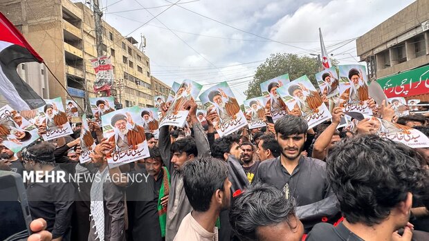 Pakistan halkından Ayetullah Hamanei'ye destek gösterisi