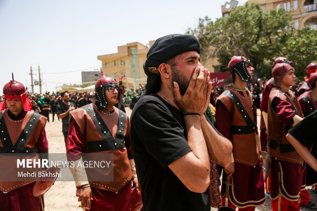 آیین خیمه‌سوزان عاشورا در هیئت خیام‌الحسین (ع) قم‎