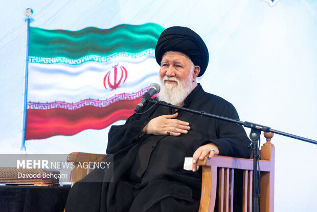 مقتل‌خوانی روز عاشورا در حرم مطهر امام رضا(ع)