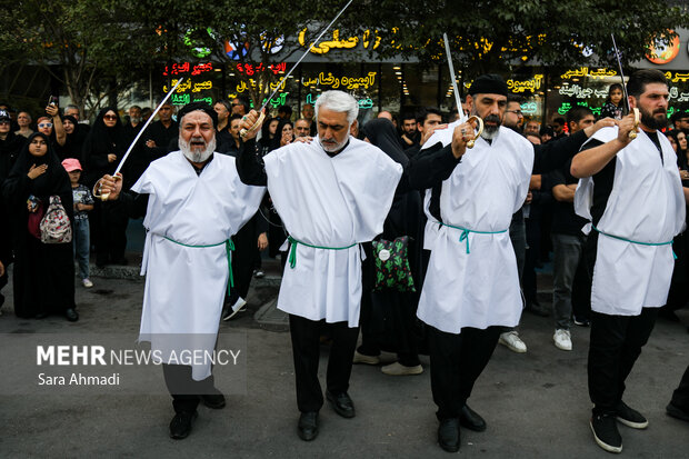 عزاداری عاشورای حسینی در مشهد