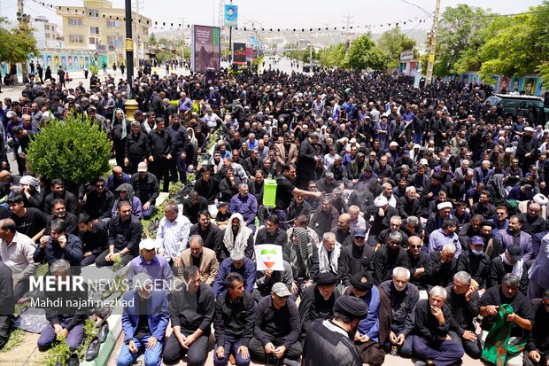عزاداری یاسوجی ها در ظهر عاشورا