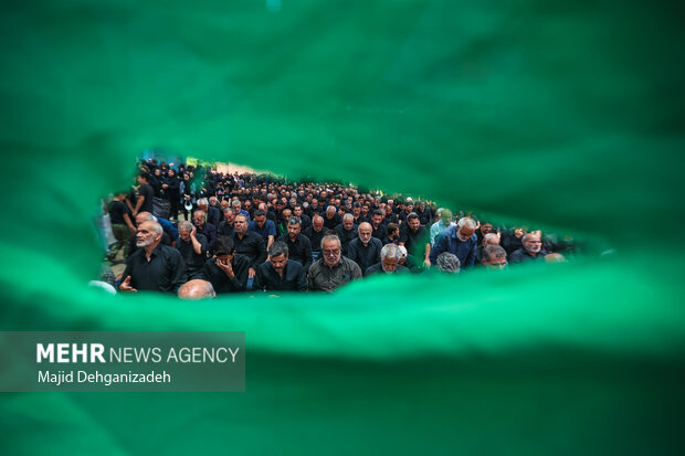 آیین عزاداری و نخل برداری روز عاشورا در روستای علی آباد تفت