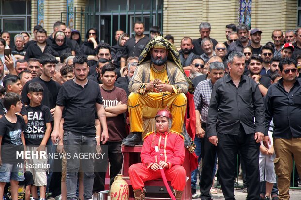 تعزیه بزرگ عاشورا در شهرستان مرزی بندر آستارا