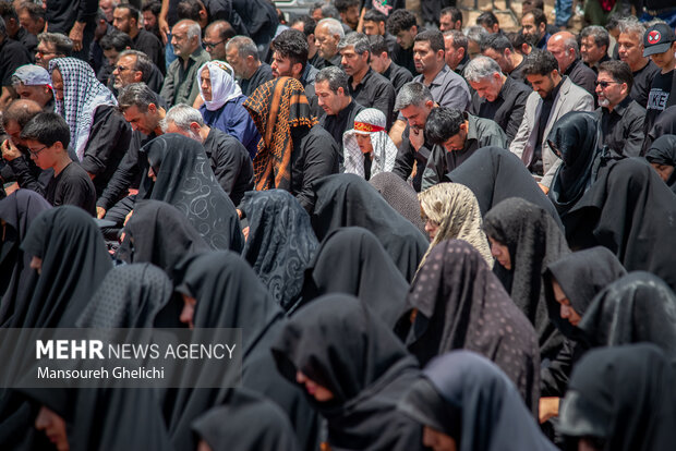 نخل‏‌گردانی عاشورایی در منطقه باغزندان شاهرود