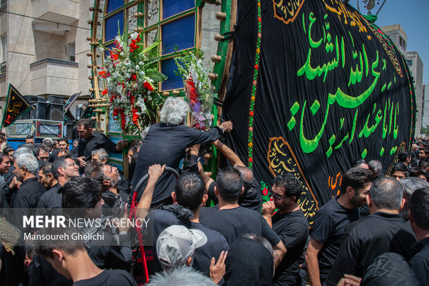 نخل‏‌گردانی عاشورایی در منطقه باغزندان شاهرود