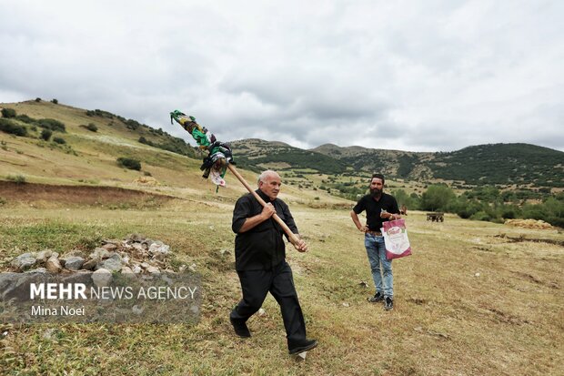 آیین عزاداری روز عاشورا در روستای «بهل»