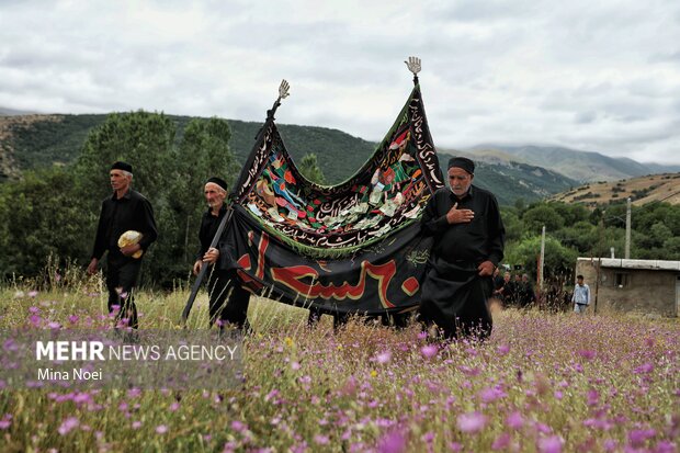 آیین عزاداری روز عاشورا در روستای «بهل»