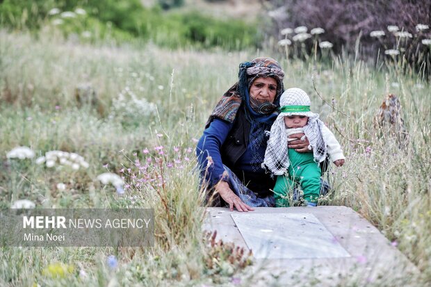 آیین عزاداری روز عاشورا در روستای «بهل»