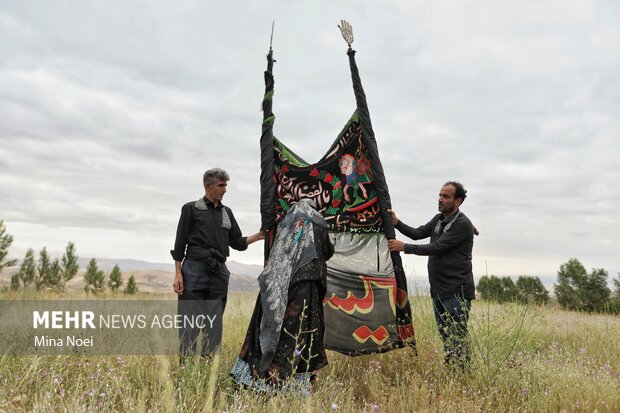 آیین عزاداری روز عاشورا در روستای «بهل»