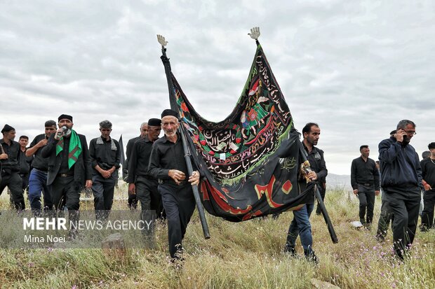 آیین عزاداری روز عاشورا در روستای «بهل»