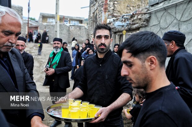 آیین عزاداری روز عاشورا در روستای «بهل»