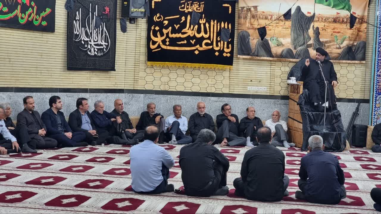 امام حسین (ع) تا آخرین لحظه فرصت هدایت برای مردم فراهم کرد