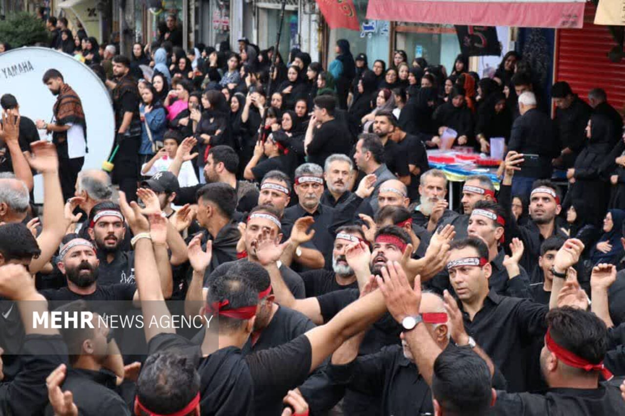 عزاداری روز عاشورا در تالش؛ همدلی شیعه و سنی در سوگ سیدالشهدا عزاداری روز عاشورا در تالش؛ همدلی شیعه و سنی در سوگ سیدالشهدا