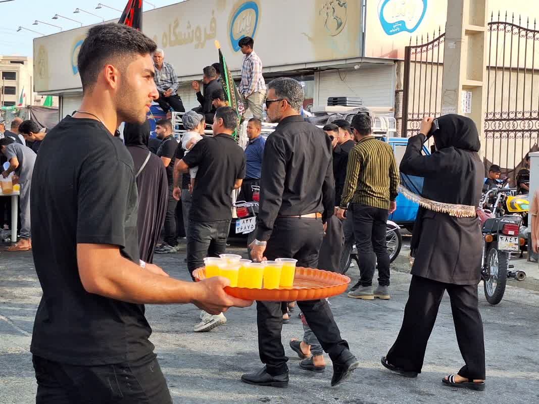 تجمع عزاداران حسینی در گناوه برگزار شد