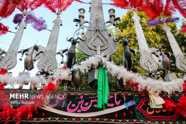آئین خیمه سوزان عصر عاشورا در کرمانشاه