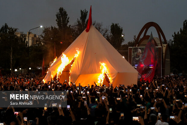 خیمه سوزان عصر عاشورا در مشهد