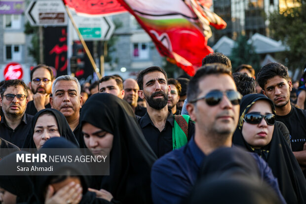 خیمه سوزان عصر عاشورا در مشهد
