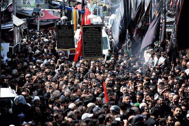 عزاداری هزاران نفر از مسلمانان کشمیر همزمان با ایام عاشورای حسینی