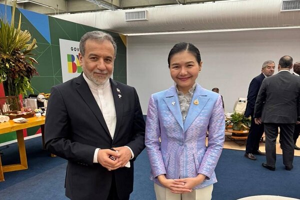 وزیر مشاور دفتر نخست وزیر تایلند با عراقچی دیدار و گفتگو کرد