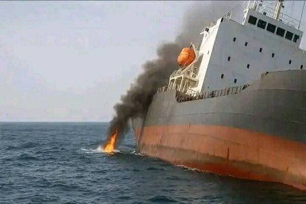 Yemeni army says Magic Seas ship sinks after attack - Mehr News Agency