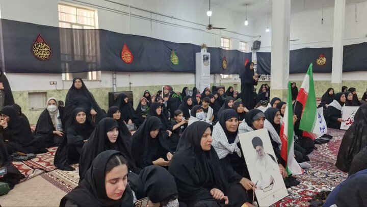 برگزاری اجتماع زینبیون دهدشت با محوریت بیعت با آرمان های عاشورا