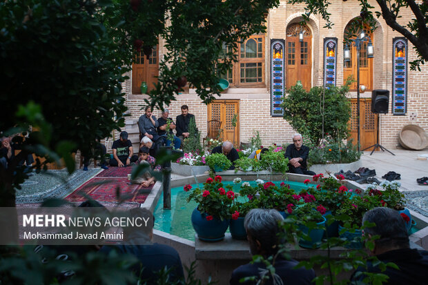 روضه خانگی در «خانه تاریخی نبوی» قزوین