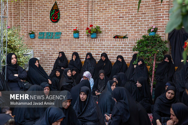 روضه خانگی در «خانه تاریخی نبوی» قزوین