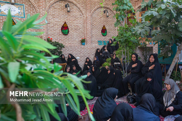 روضه خانگی در «خانه تاریخی نبوی» قزوین