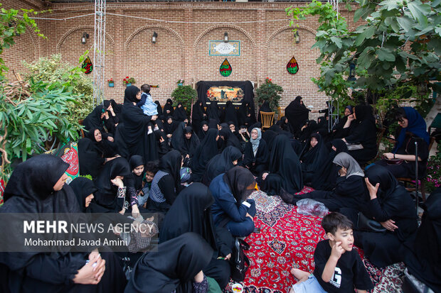روضه خانگی در «خانه تاریخی نبوی» قزوین