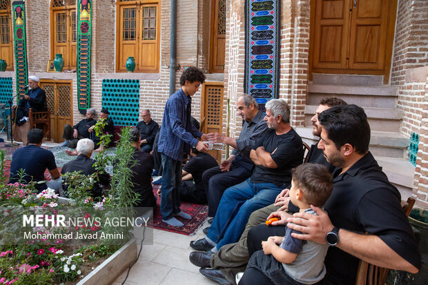 روضه خانگی در «خانه تاریخی نبوی» قزوین