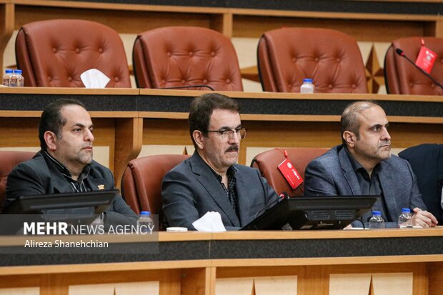 نشست رئیس جمهور در شورای اداری استان گیلان