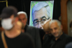 Şehit Tümgeneral Bakıri için Tahran'da anma töreni