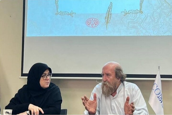 مهاجرانی: مردم اشیای تاریخی را برای حفظ از آسیب جنگ، به «ایکوم» سپردند