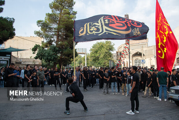 مراسم نخل گردانی شاهرود