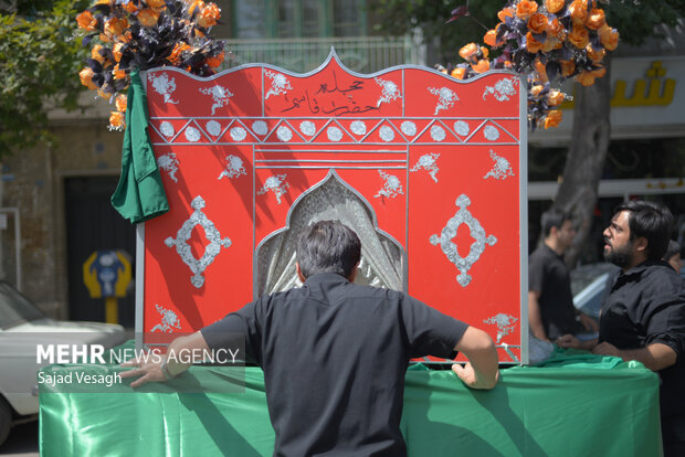 کاروان نمادین طایفه بنی اسد در همدان