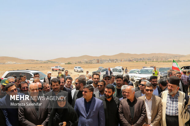 سفر وزیر راه و شهرسازی به چهارمحال و بختیاری