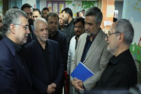 عیادت ظفرقندی و اوحدی از کودک مجروح حمله رژیم صهیونیستی