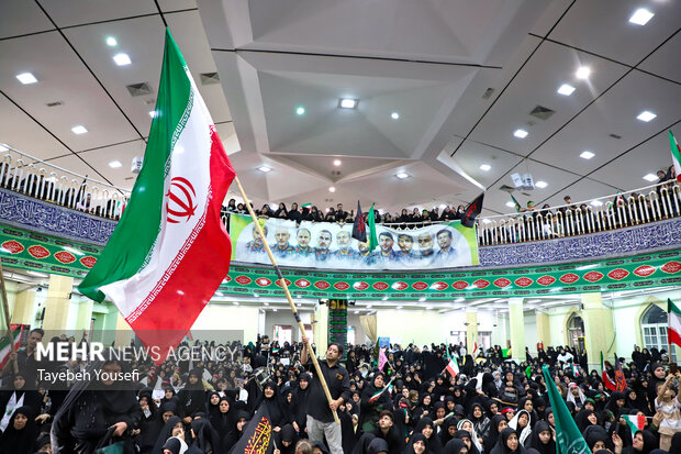 تجدید میثاق بانوان همدانی با ولایت در اجتماع زینبیون