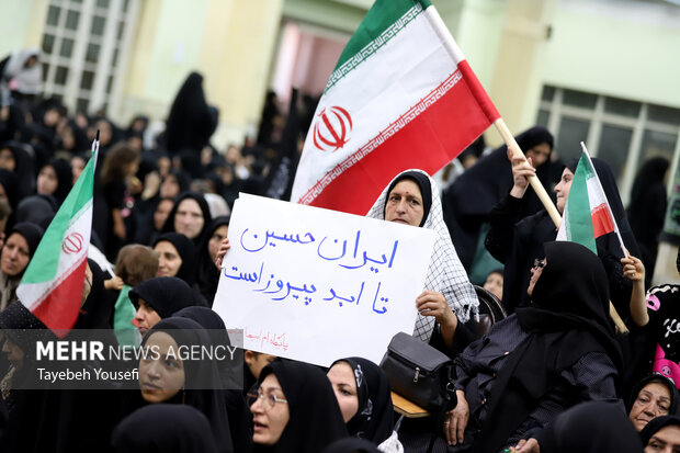 تجدید میثاق بانوان همدانی با ولایت در اجتماع زینبیون