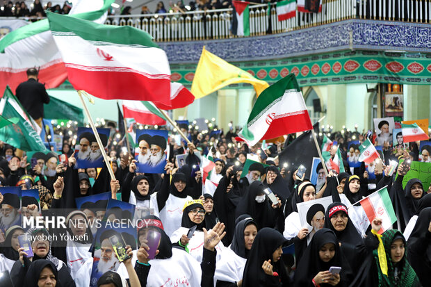 تجدید میثاق بانوان همدانی با ولایت در اجتماع زینبیون