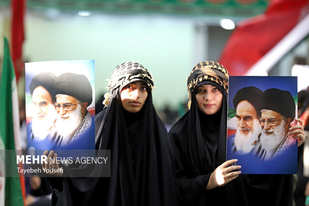 تجدید میثاق بانوان همدانی با ولایت در اجتماع زینبیون