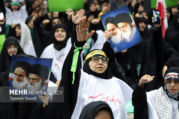 گردهمایی خواهران زینبی در دامغان؛ تجلی همدلی در سایه فرهنگ عاشورا