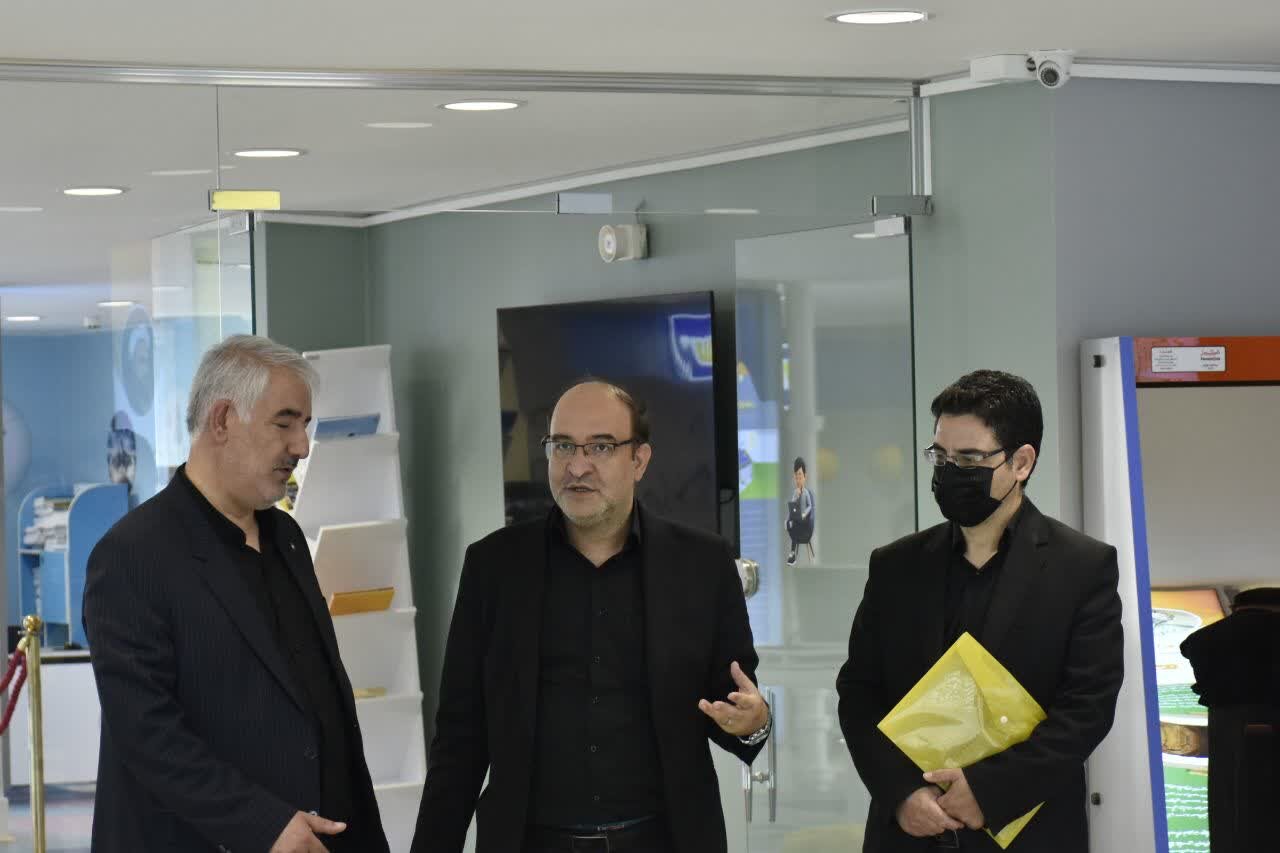 بنیان پیشرفت همه جانبه کشور، توسعه فرهنگ کتابخوانی است