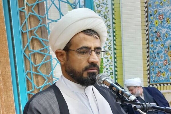 ما با دشمن صلح و مذاکره نداریم