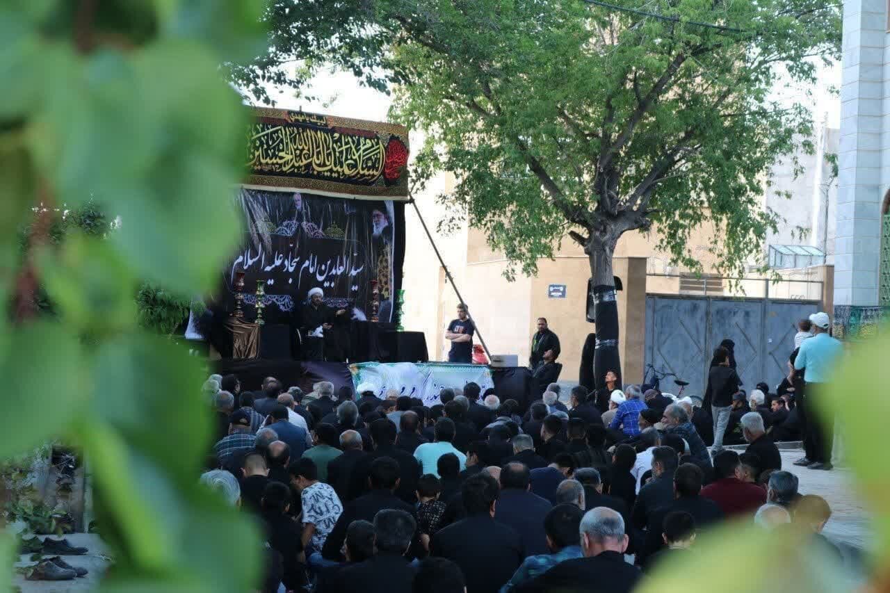 «یومالسجاد» در قوچان احیای یاد یادگار کربلا با اجتماع عاشورایی