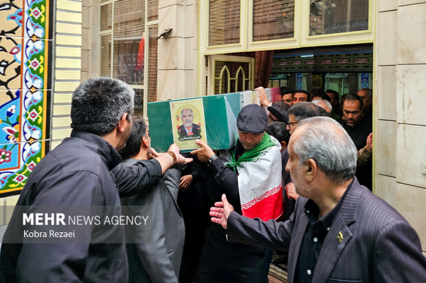 تشییع پیکر جانباز شهید «حمیدرضا مباشری» در مشهد